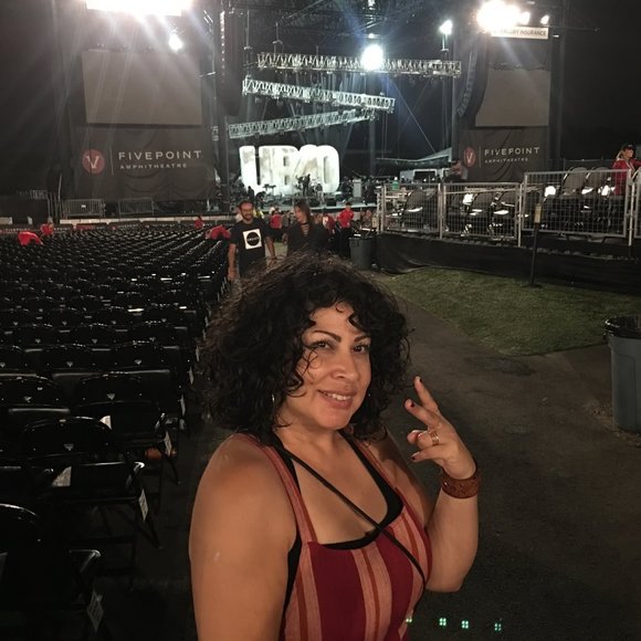 Meet your Posher, Rocio - Picture 1 of 1